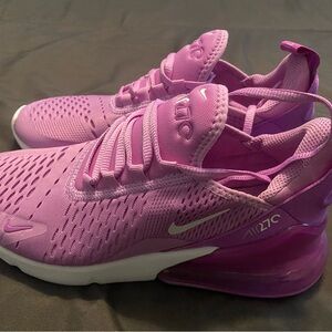 Nike 270 air max